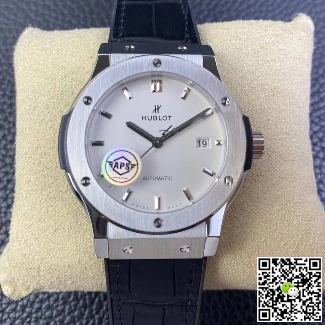 Hublot Classic Fusion 542.NX.2611.LR 42MM APS Factory 1:1 Best Edition Replica Watch Black Strap